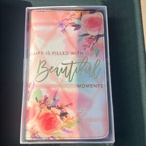 NEW Recollections life is filled with beautiful moments zipper planner